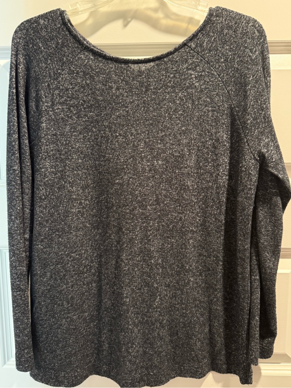 LOFT Women's Heather Gray Long-Sleeve lightweight top Sz SP